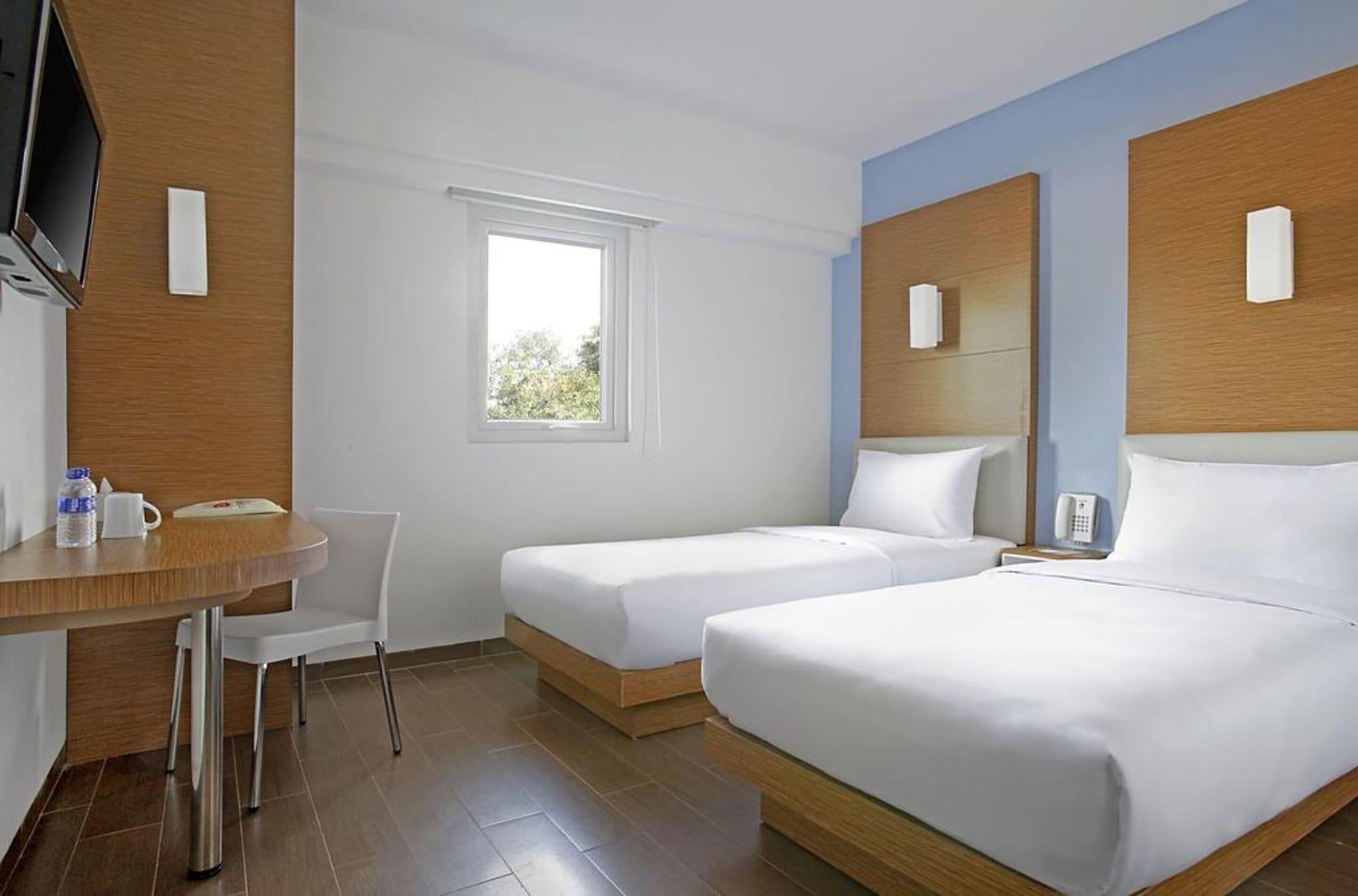 Amaris Hotel Senen Giacarta Esterno foto