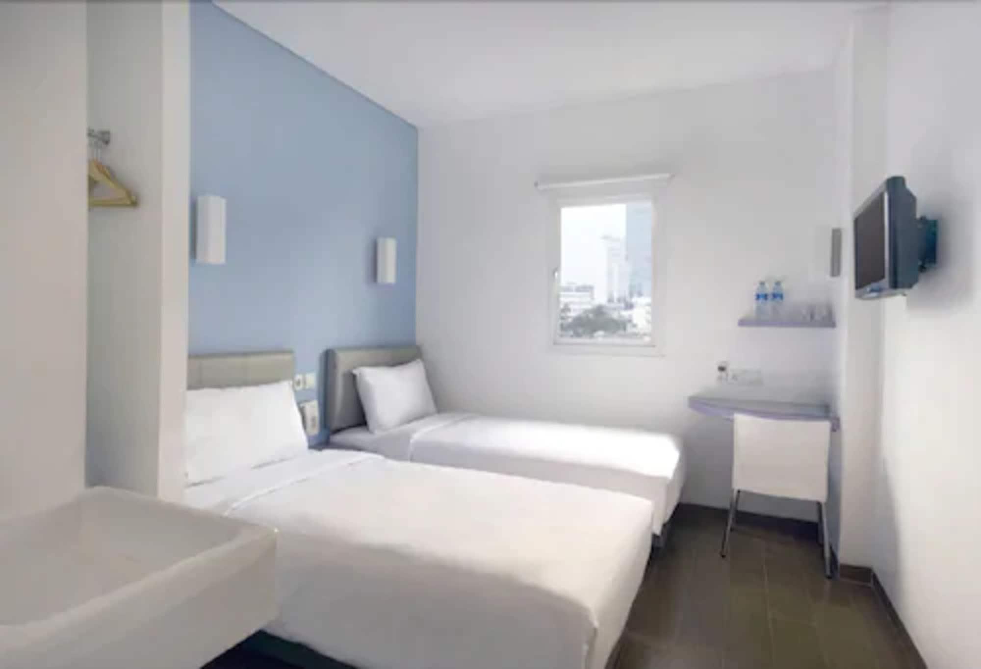 Amaris Hotel Senen Giacarta Camera foto