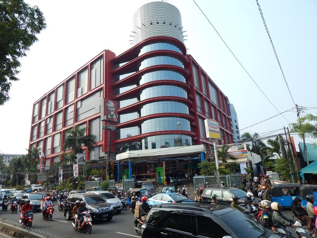 Amaris Hotel Senen Giacarta Esterno foto