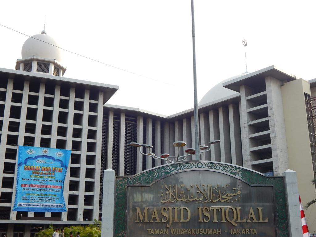 Amaris Hotel Senen Giacarta Esterno foto
